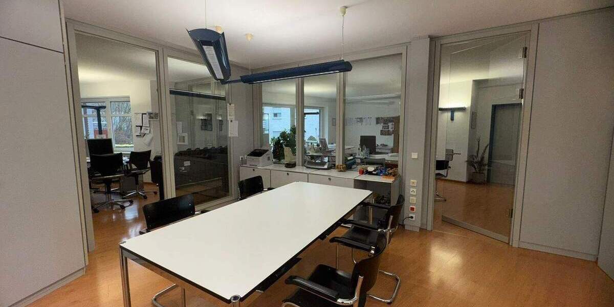 Gewerbeobjekt Schieder-Schwalenberg Schieder - 3 Zimmer, 120 m&sup2;, 960&euro; | Angebot:25688578