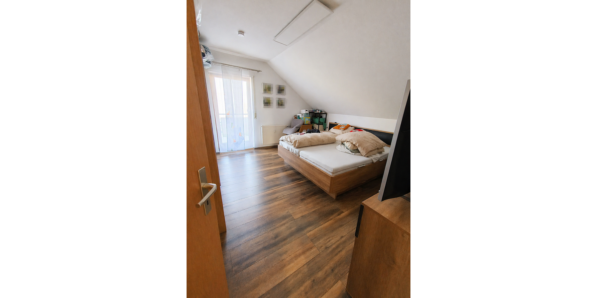 Etagenwohnung Künzelsau - 3 Zimmer, 94 m&sup2;, 900&euro; | Angebot:26933509