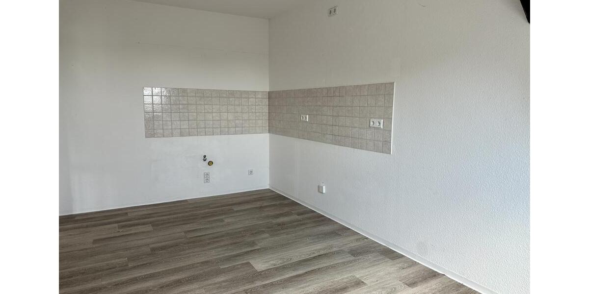 Dachgeschoßwohnung Bad Schmiedeberg - 4 Zimmer, 125 m&sup2;, 750&euro; | Angebot:25714357