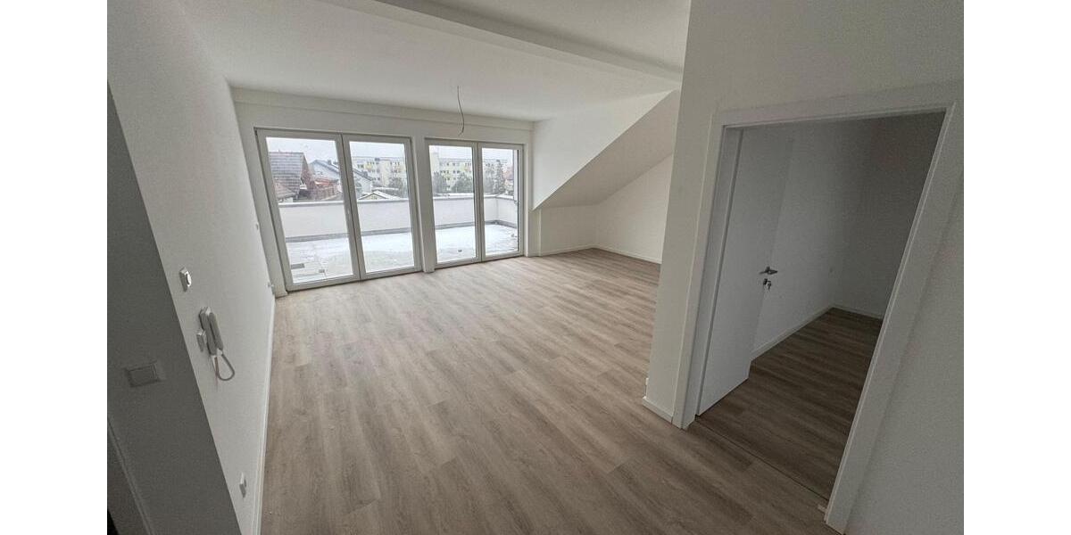 Dachgeschoßwohnung Hockenheim - 2 Zimmer, 70 m&sup2;, 1.050&euro; | Angebot:24434276