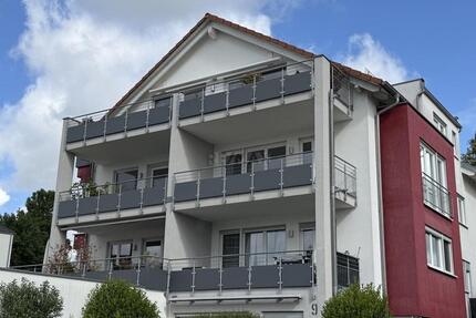 Wohnung Göppingen - 3 Zimmer, 88 m&sup2;, 990&euro; | Angebot:26591795
