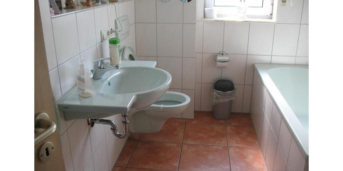 Etagenwohnung Frechen - 2 Zimmer, 64 m&sup2;, 750&euro; | Angebot:26448740