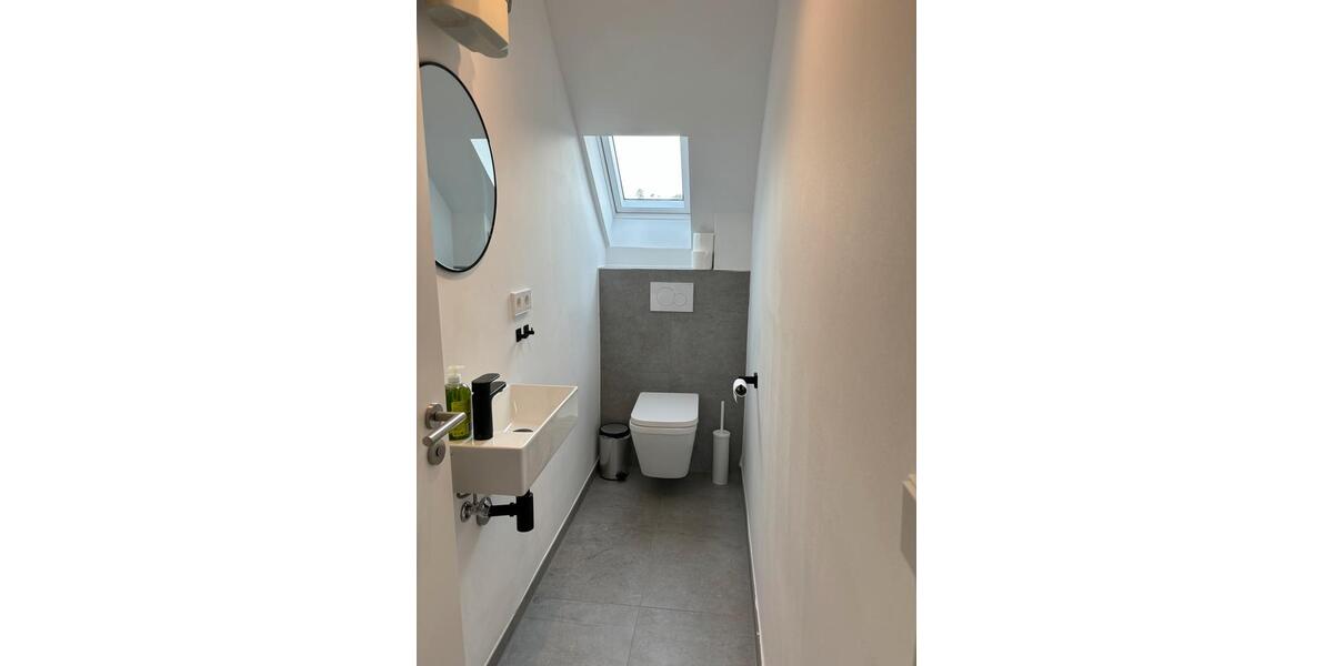 Wohnen auf Zeit Stuttgart Stuttgart-Ost - 10 Zimmer, 85 m&sup2;, 550&euro; | Angebot:26502055