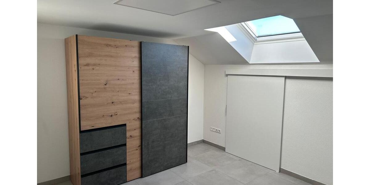 Neu sanierte 4,5 ZKB Wohnung in Kaiserslautern-Erfenbach 4 zimmer