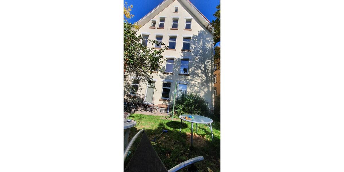 Sonnige Dachgeschosswohnung 3 zimmer