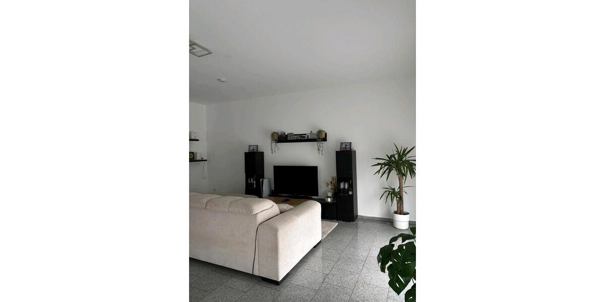 Erdgeschoßwohnung Riedstadt - 1 Zimmer, 60 m&sup2;, 750&euro; | Angebot:26491615