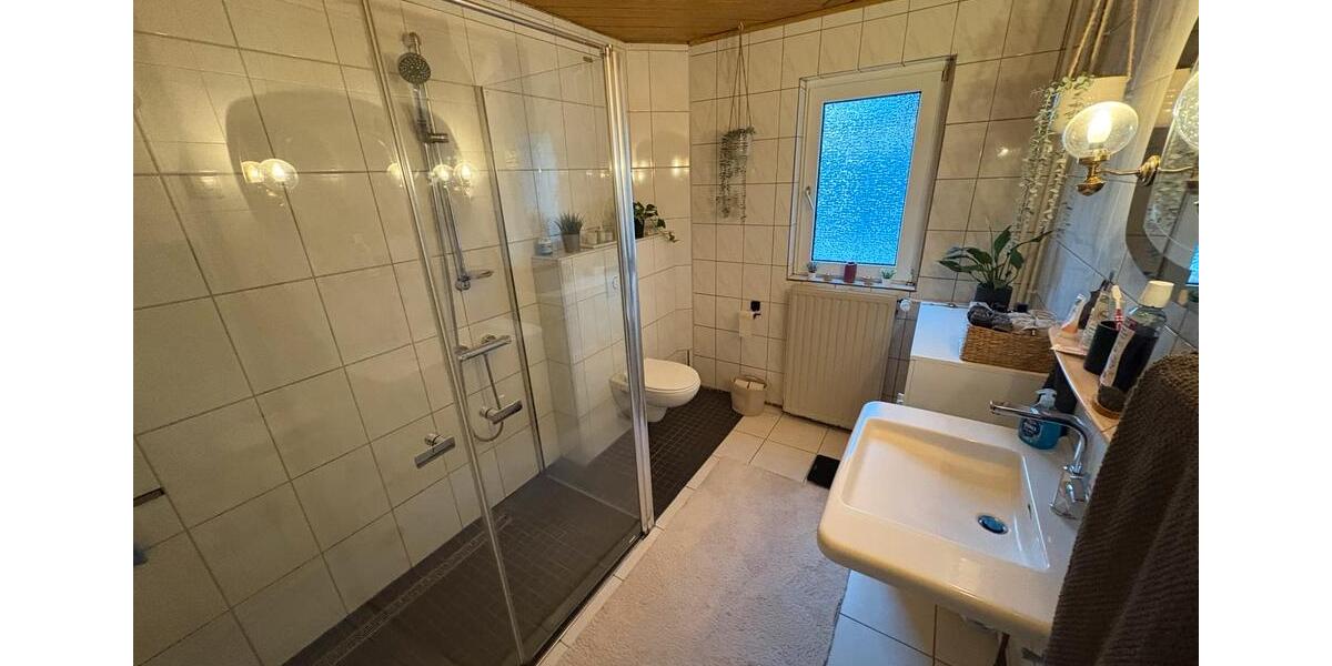 Erdgeschoßwohnung Pahlen - 4.5 Zimmer, 120 m&sup2;, 1.300&euro; | Angebot:26592711