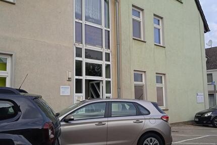 Wohnung Penzlin - 3 Zimmer, 80 m&sup2;, 600&euro; | Angebot:26253820