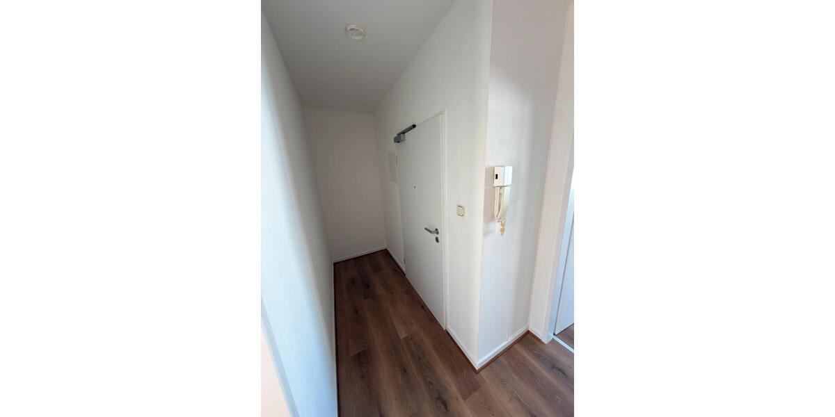 Etagenwohnung Wiesbaden Biebrich - 2 Zimmer, 47 m&sup2;, 990&euro; | Angebot:26325843