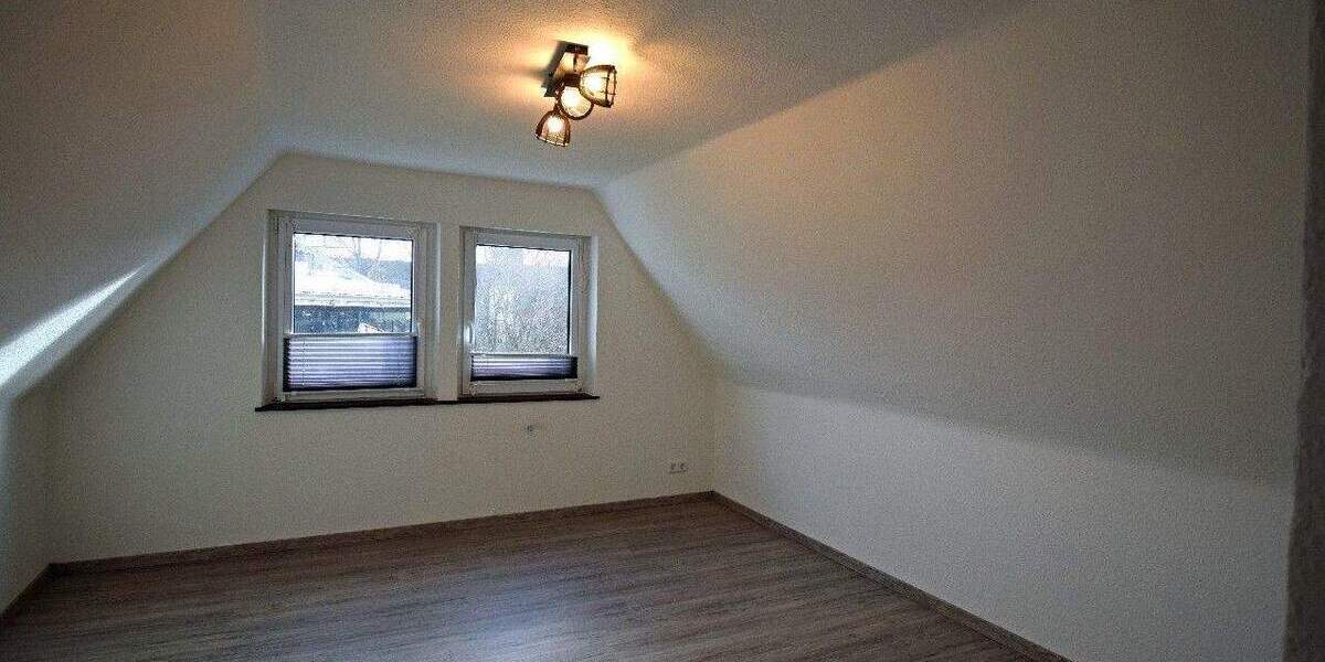 Helles, großzügiges Familienhaus mit großem Garten in attraktiver Wohnlage von 41334 Nettetal 8 zimmer