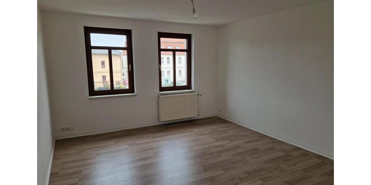 Etagenwohnung Staßfurt - 4 Zimmer, 94 m&sup2;, 611&euro; | Angebot:25547092