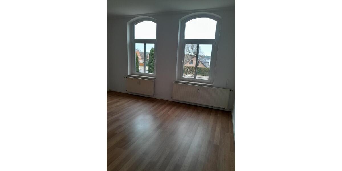 Erdgeschoßwohnung Parchim - 2 Zimmer, 73 m&sup2;, 410&euro; | Angebot:25339381