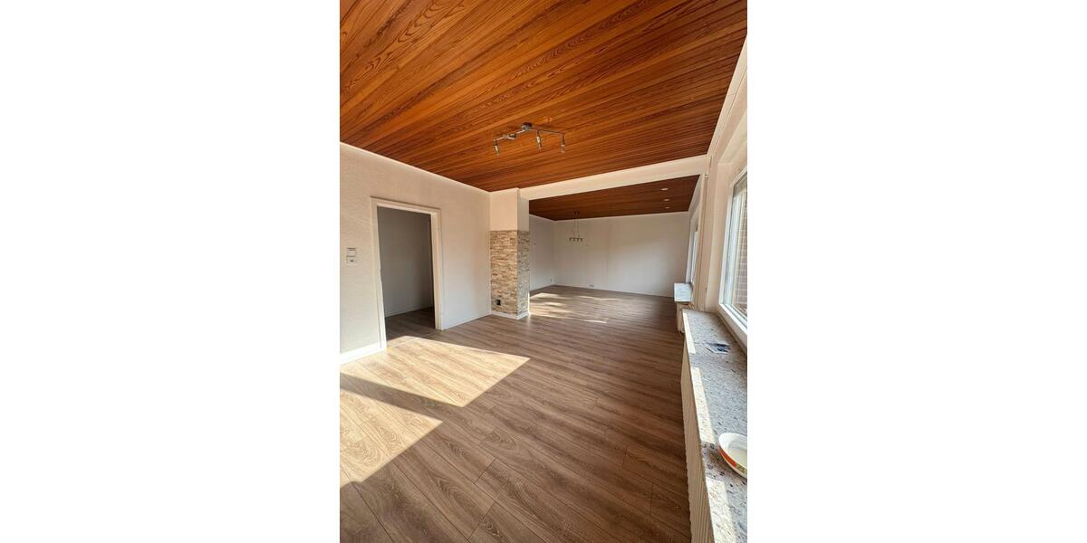 Einfamilienhaus Lamstedt - 6 Zimmer, 210 m&sup2;, 2.100&euro; | Angebot:26690437