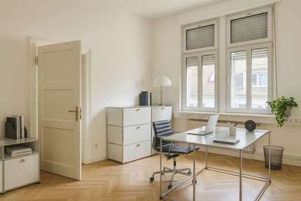Büro in Karlsruhe 2.000 € 200 m²