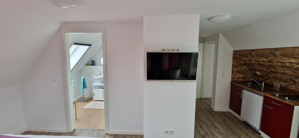 Wohnen auf Zeit Rackwitz - 1 Zimmer, 28 m&sup2;, 100&euro; | Angebot:25760186