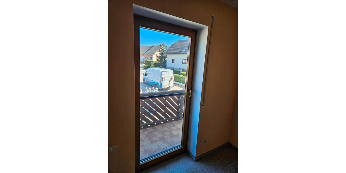 Einfamilienhaus Mülsen - 3 Zimmer, 103 m&sup2;, 1.000&euro; | Angebot:26665535