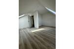 Neuwertige 4 Zimmer Dachgeschosswohnung 4 zimmer