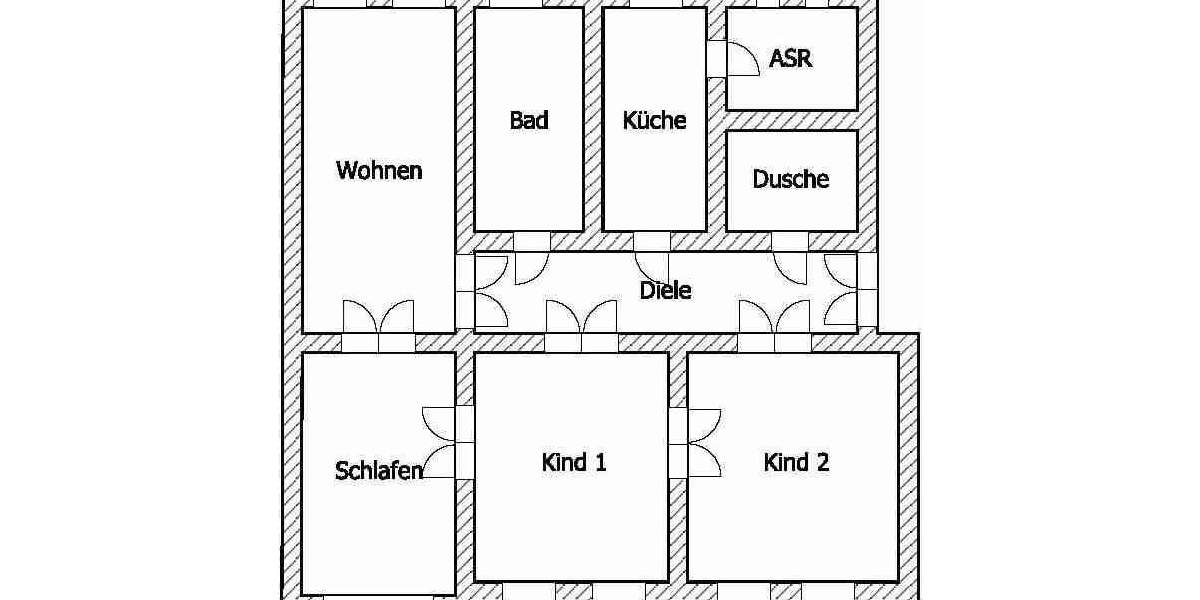 Etagenwohnung Riesa Innenstadt - 4 Zimmer, 150 m&sup2;, 700&euro; | Angebot:25688438