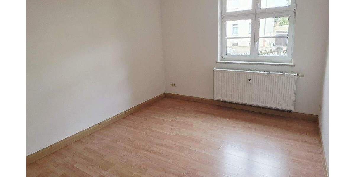 Etagenwohnung Nossen - 2 Zimmer, 39 m&sup2;, 270&euro; | Angebot:25709079