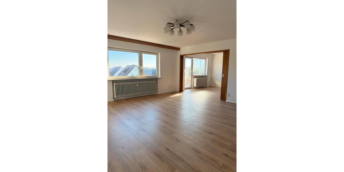 Etagenwohnung Rutesheim - 5 Zimmer, 123 m&sup2;, 1.250&euro; | Angebot:26007794