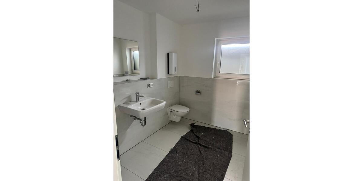 Erdgeschoßwohnung Reichelsheim (Odenwald) - 5 Zimmer, 121 m&sup2;, 1.200&euro; | Angebot:26592084