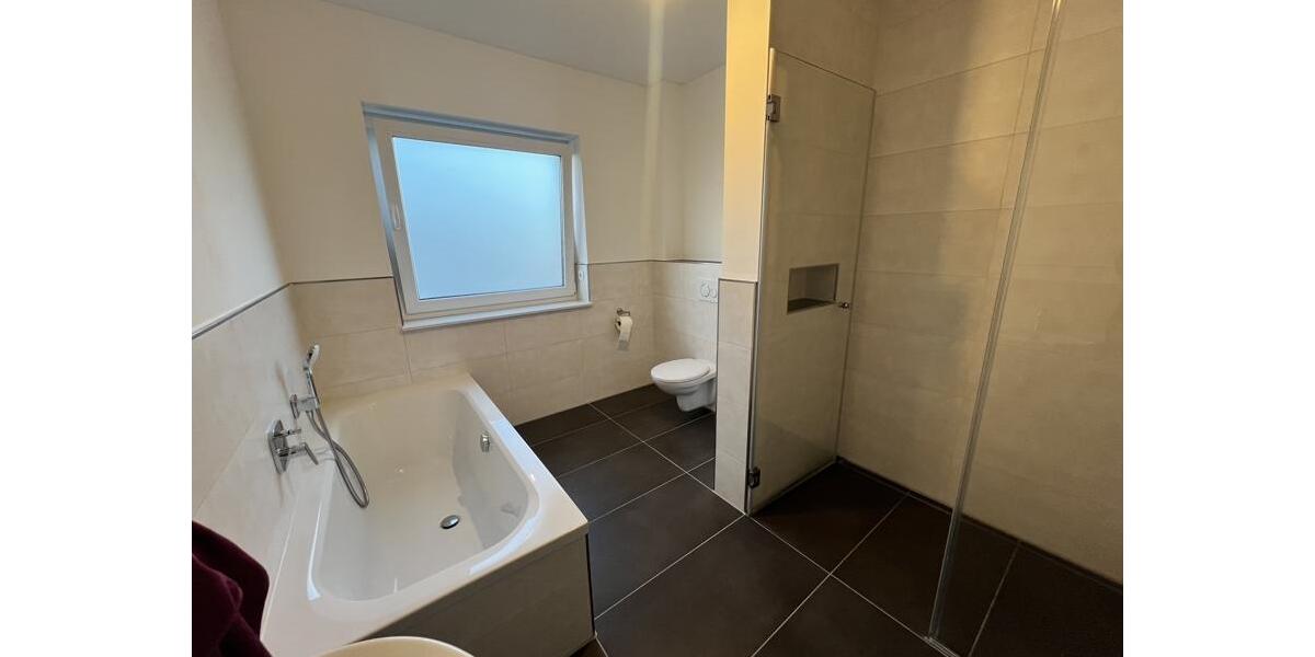 Einfamilienhaus Steimbke - 5 Zimmer, 163 m&sup2;, 1.500&euro; | Angebot:23862432