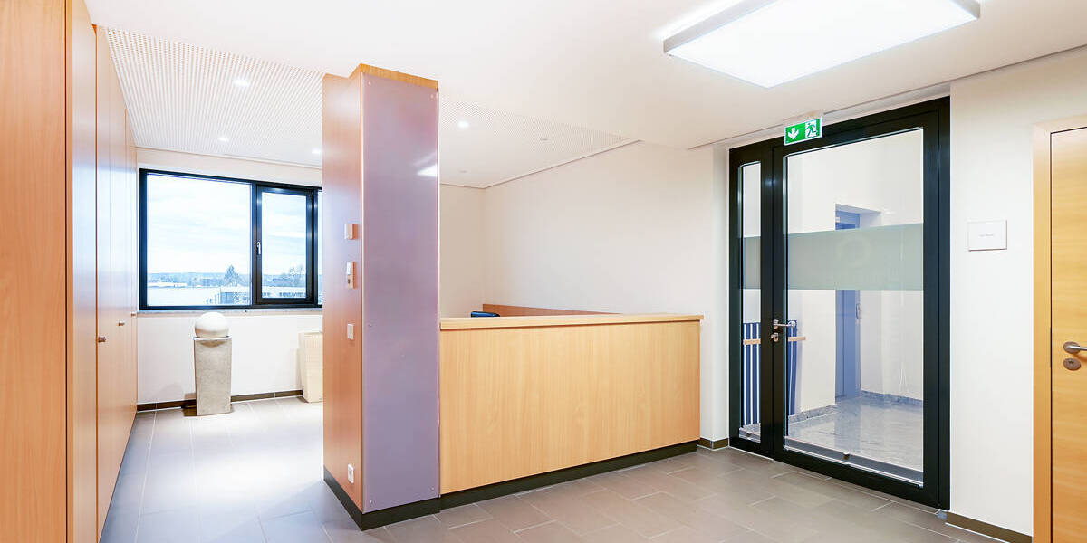 Gewerbeobjekt Karlsruhe / Knielingen Knielingen - 5 Zimmer, 290 m&sup2;, 3.625&euro; | Angebot:25769167