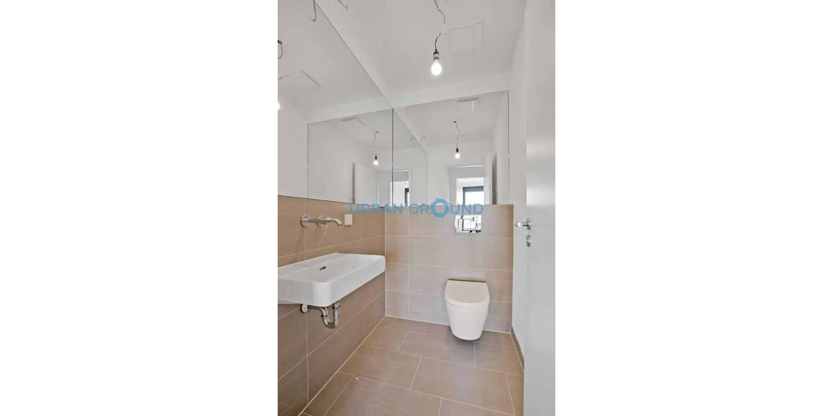 Etagenwohnung Berlin Mitte - 3 Zimmer, 81 m&sup2;, 2.160&euro; | Angebot:26886585