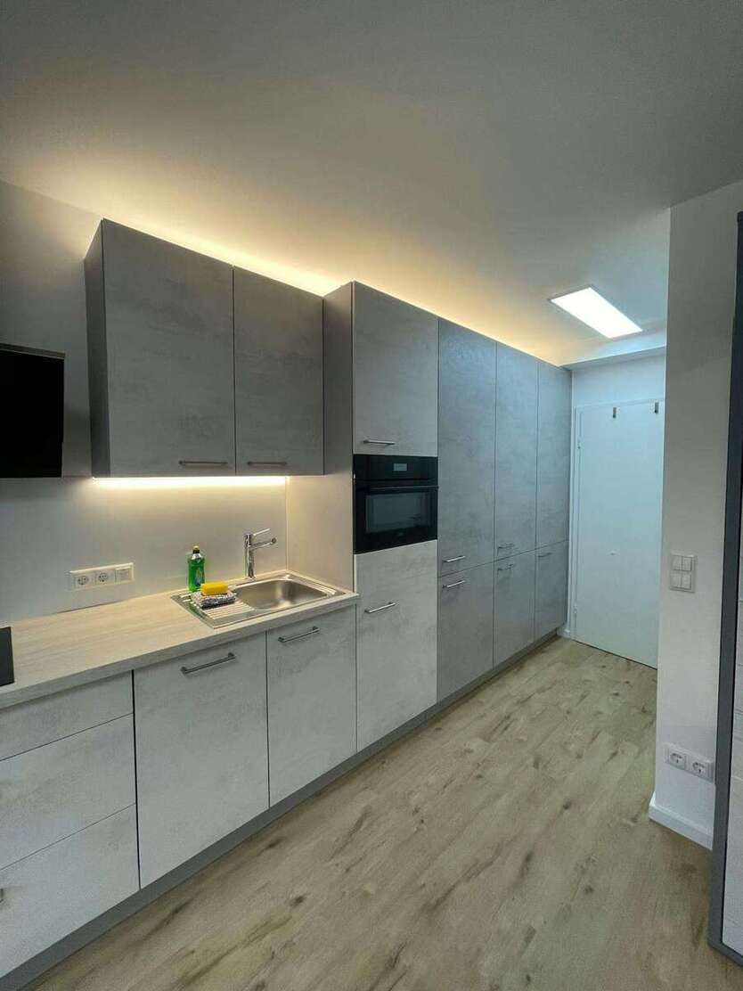 Wohnen auf Zeit in Düsseldorf 800 € 1 zimmer
