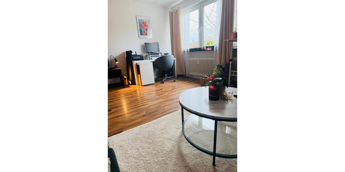 Dachgeschoßwohnung Hannover Vahrenwald-List - 2 Zimmer, 67 m&sup2;, 649&euro; | Angebot:26044853