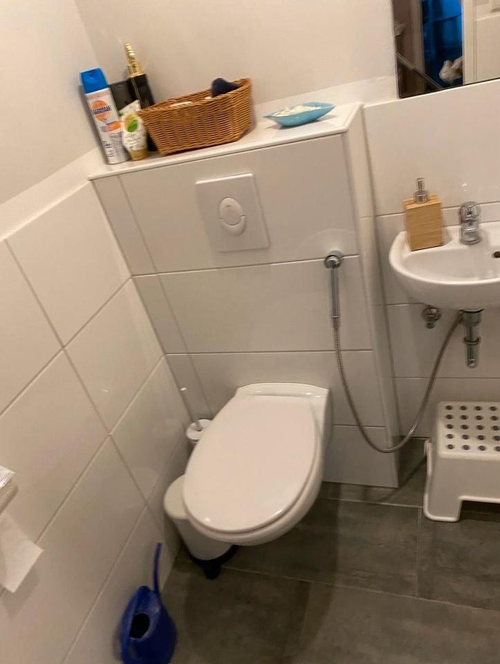 4 Zimmer Wohnung in zentraler Lage in Hackenbroich