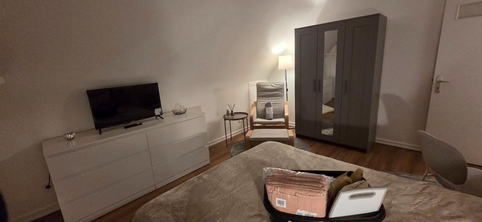 Wohnen auf Zeit Hamburg Wandsbek - 1 Zimmer, 51 m&sup2;, 820&euro; | Angebot:26536296