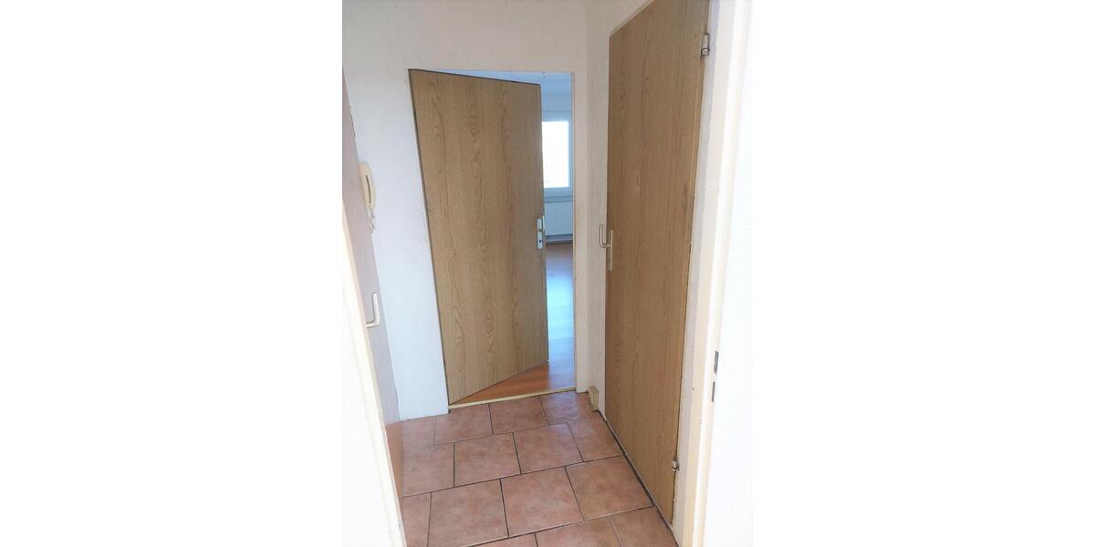 Etagenwohnung Ruhland - 2 Zimmer, 50 m&sup2;, 300&euro; | Angebot:23991401