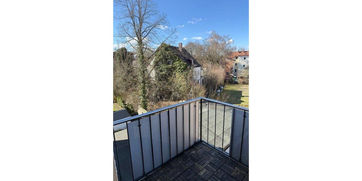 Etagenwohnung Bayreuth City - 4 Zimmer, 123 m&sup2;, 1.190&euro; | Angebot:26249100