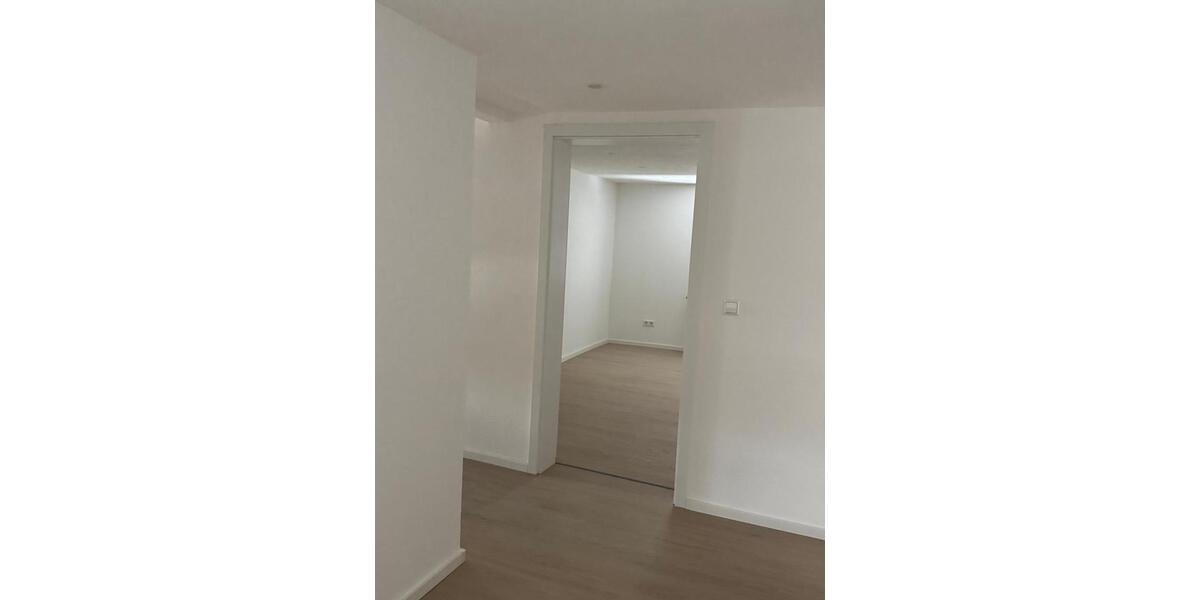 Etagenwohnung Gingen an der Fils - 3 Zimmer, 100 m&sup2;, 1.300&euro; | Angebot:25051494