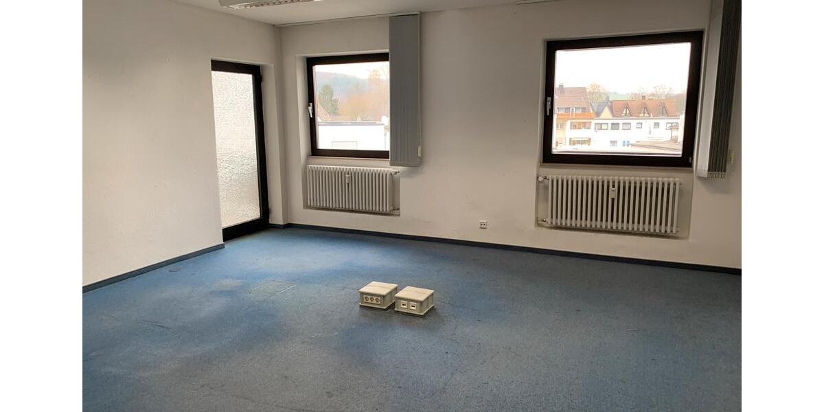 Eitorf-Zentrum: Büro- & Praxisflächen im Zentrum. zimmer