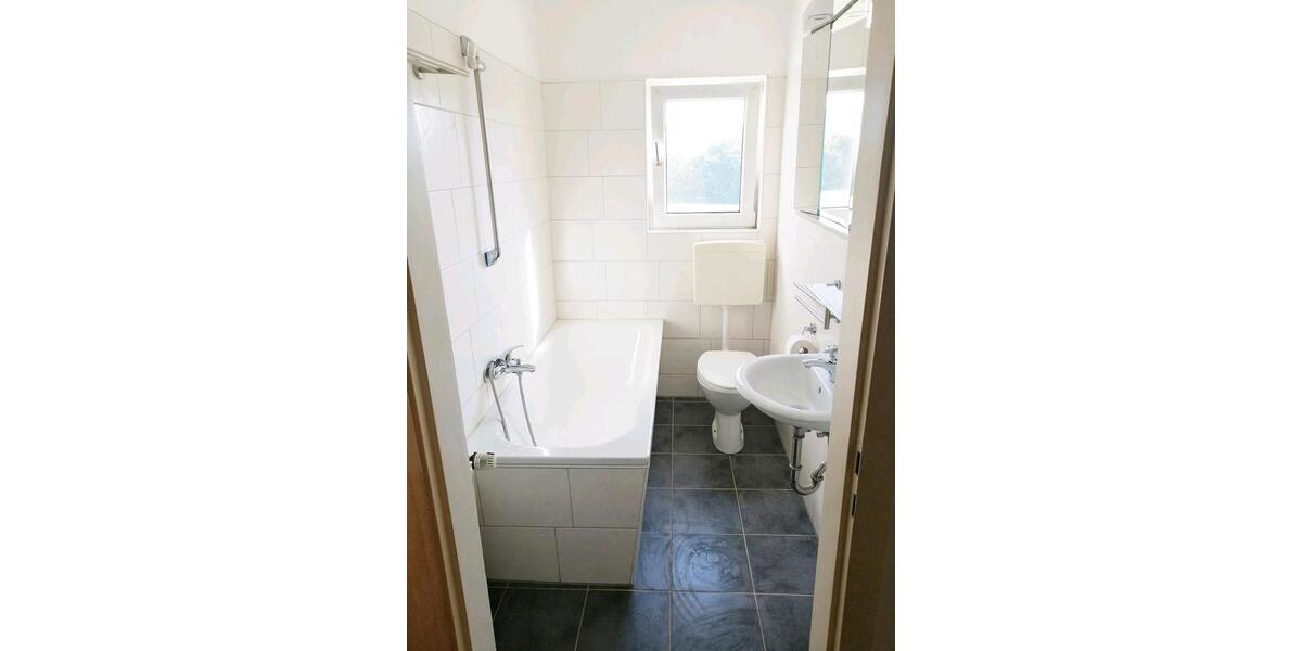 Dachgeschoßwohnung Bendorf - 2 Zimmer, 53 m&sup2;, 490&euro; | Angebot:26492661