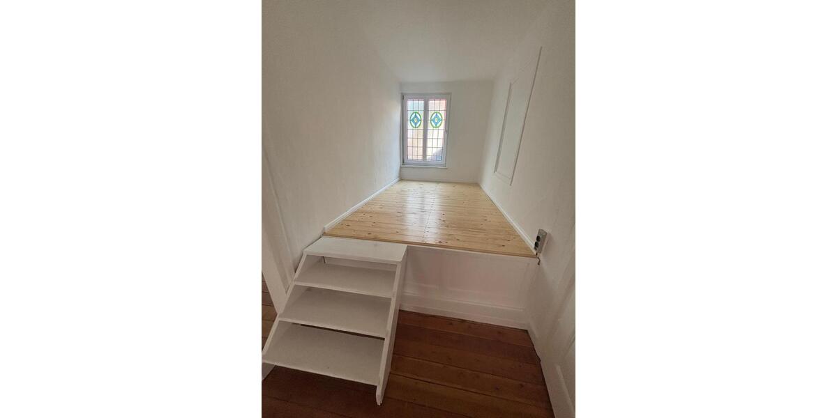 Etagenwohnung Salzwedel - 4 Zimmer, 116 m&sup2;, 590&euro; | Angebot:25022882