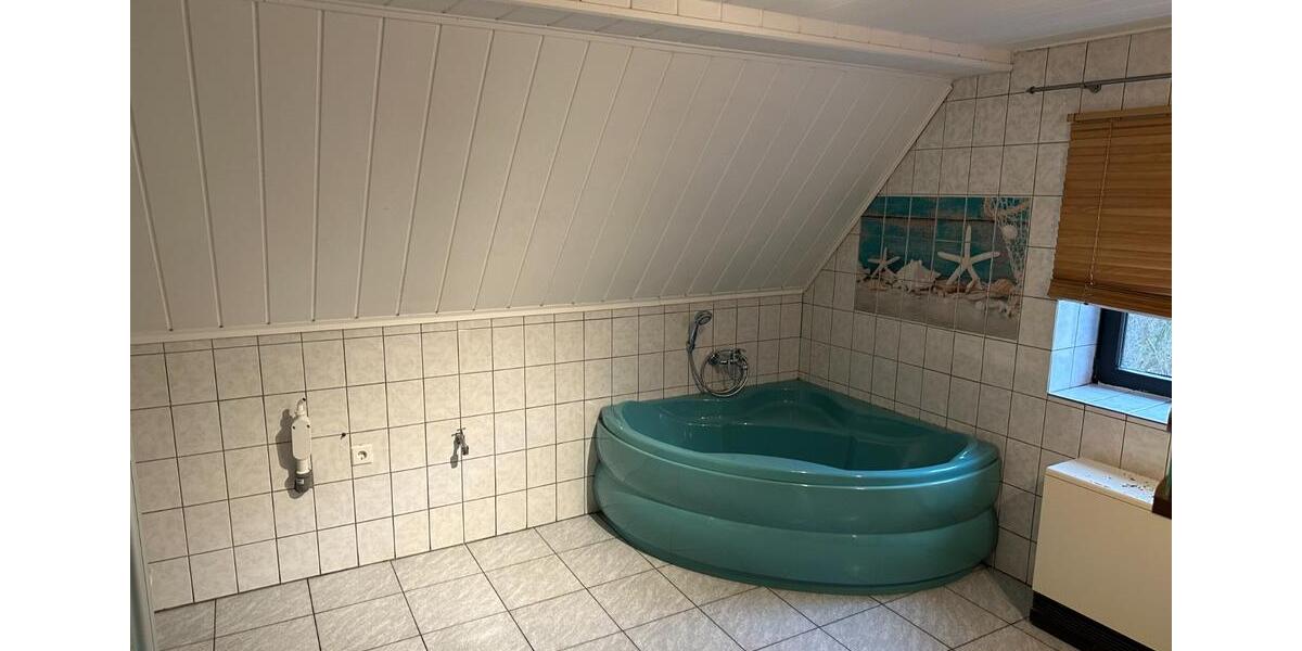 3-Raum Wohnung Dachgeschoss 3 zimmer