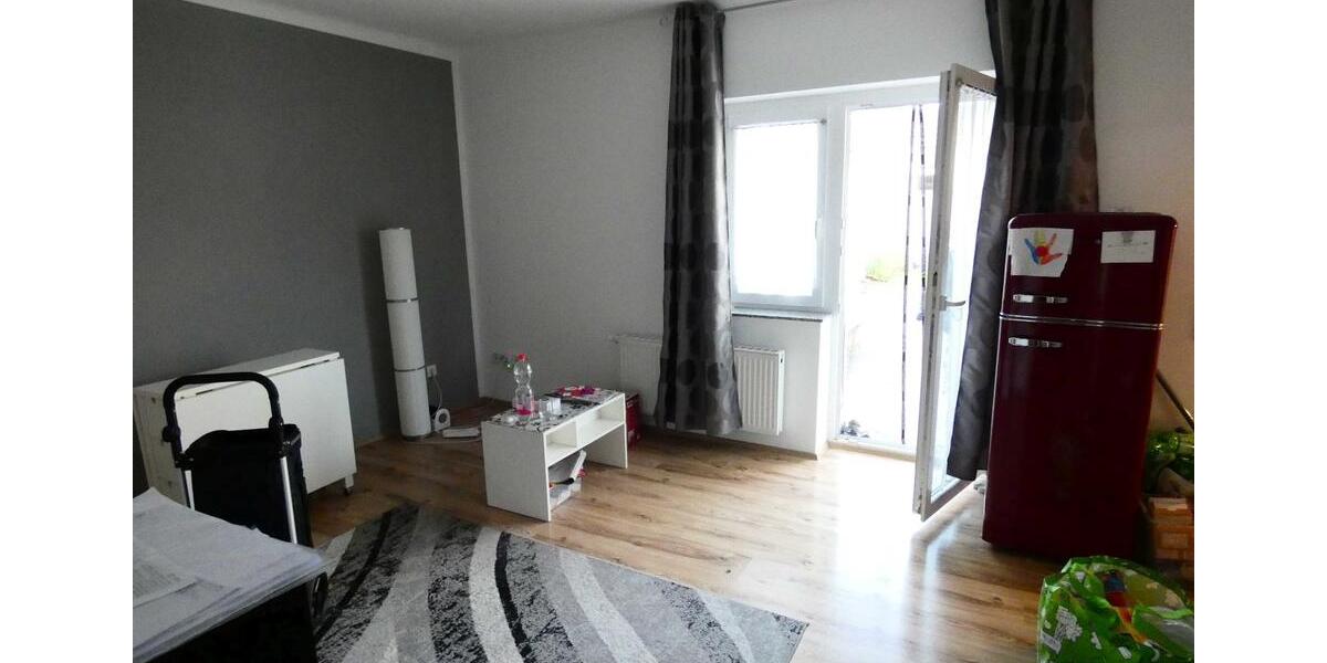 Etagenwohnung Saarlouis - 2 Zimmer, 45 m&sup2;, 530&euro; | Angebot:26498642