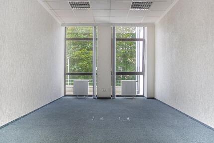 ca. 26,71 qm große und helle Bürofläche für 8,75€m² zimmer