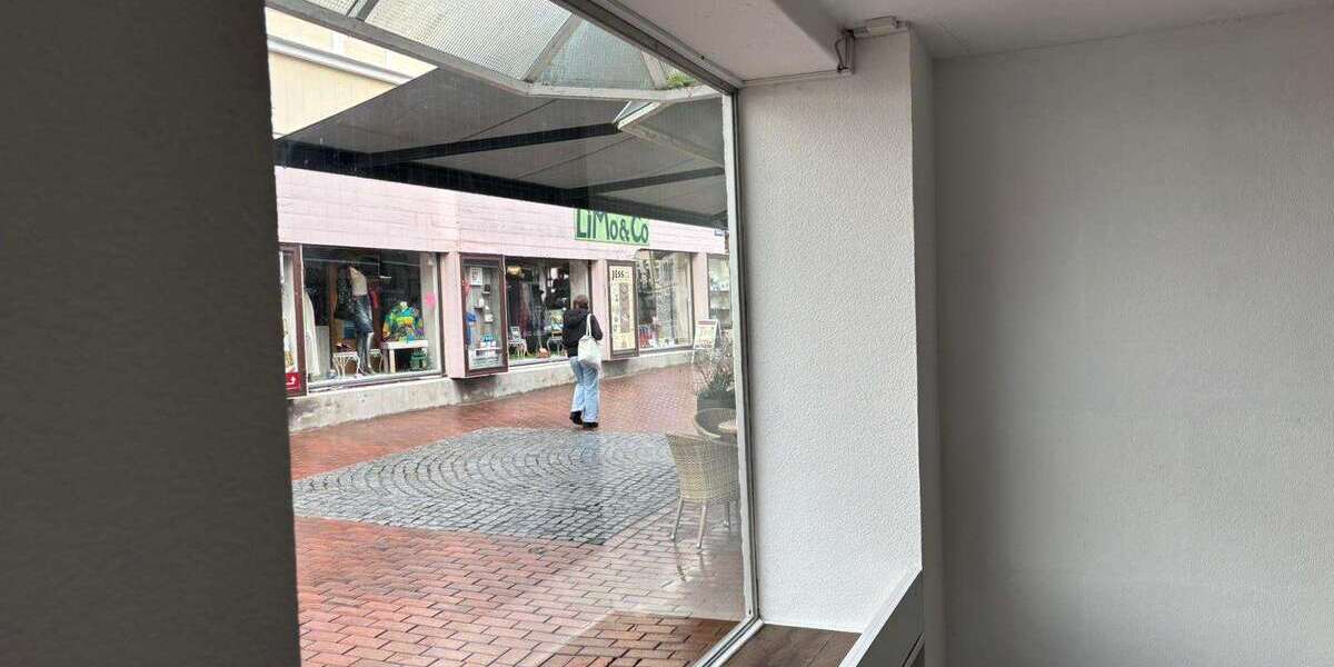 Einzelhandel in Schleswig 585 € 46 m² zimmer