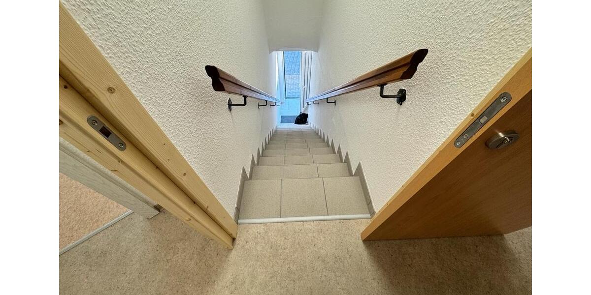 Etagenwohnung Arnstein - 3 Zimmer, 70 m&sup2;, 350&euro; | Angebot:25403587