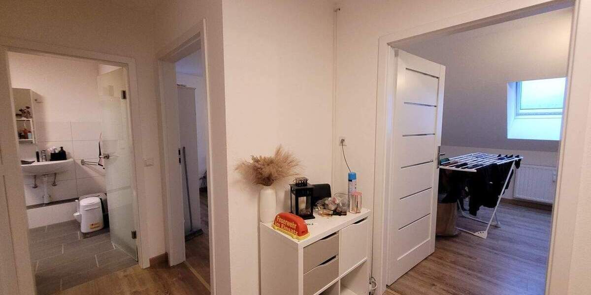 Etagenwohnung Giebelstadt - 3 Zimmer, 82 m&sup2;, 695&euro; | Angebot:26657142