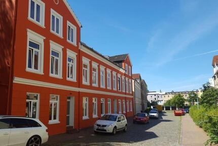 Wohnung Flensburg - 2 Zimmer, 70 m&sup2;, 550&euro; | Angebot:27648299