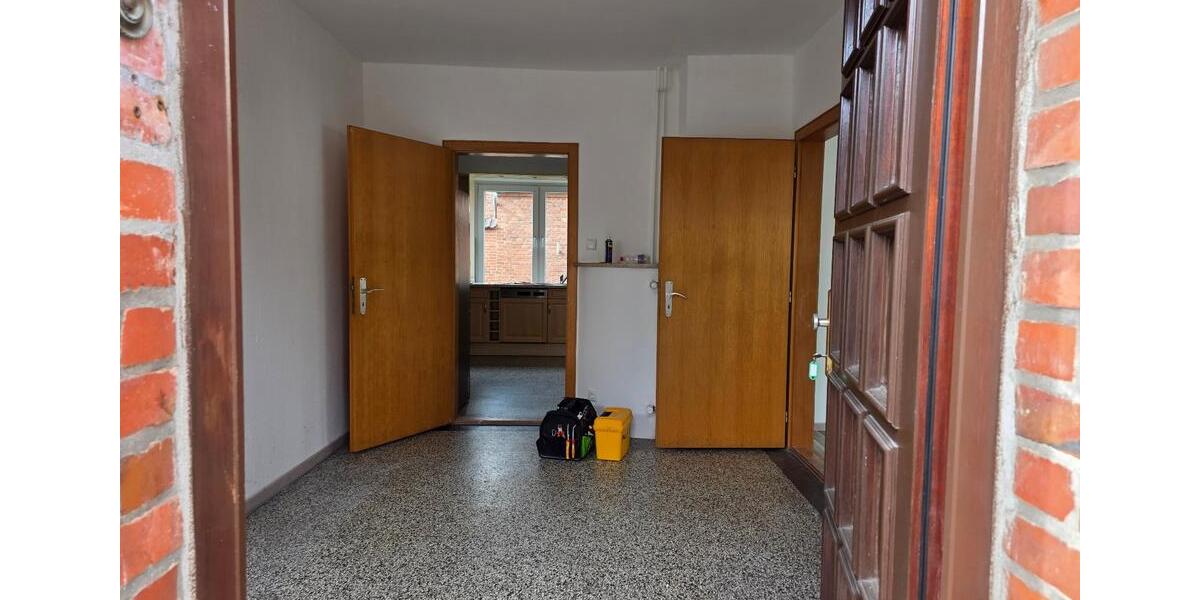 Einfamilienhaus Itzehoe - 3 Zimmer, 105 m&sup2;, 1.200&euro; | Angebot:26041407