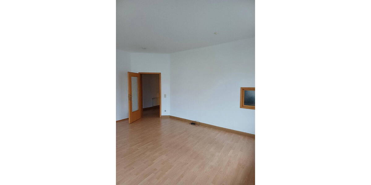 Etagenwohnung Gera-Untermhaus Untermhaus - 2 Zimmer, 74 m&sup2;, 490&euro; | Angebot:26741492