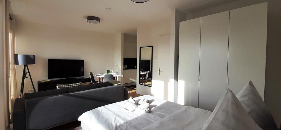 Dachgeschoßwohnung Berlin Friedrichshain-Kreuzberg - 1 Zimmer, 32 m&sup2;, 950&euro; | Angebot:26633430