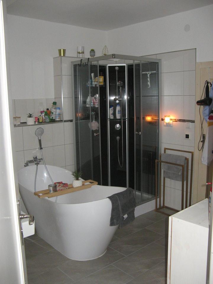 Repräsentative, helle 6 Zi-AltbauWohnung in Rehau-Stadtmitte