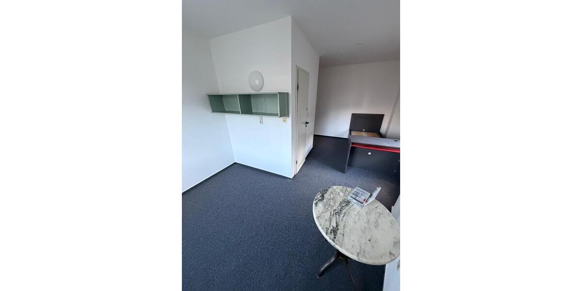 Etagenwohnung Hennigsdorf - 1 Zimmer, 20 m&sup2;, 800&euro; | Angebot:25137304